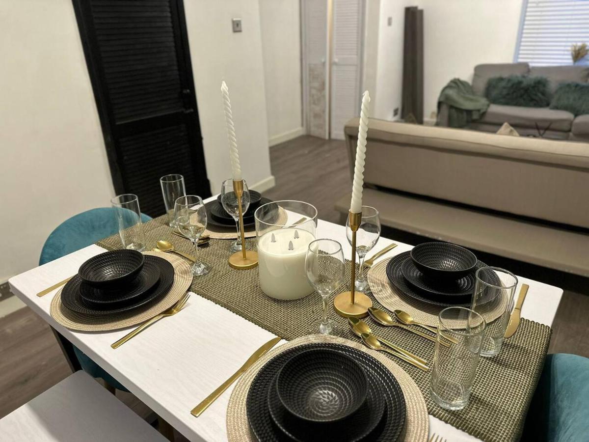 Amazing 2 Bedrooms House Bridgend  Eksteriør bilde