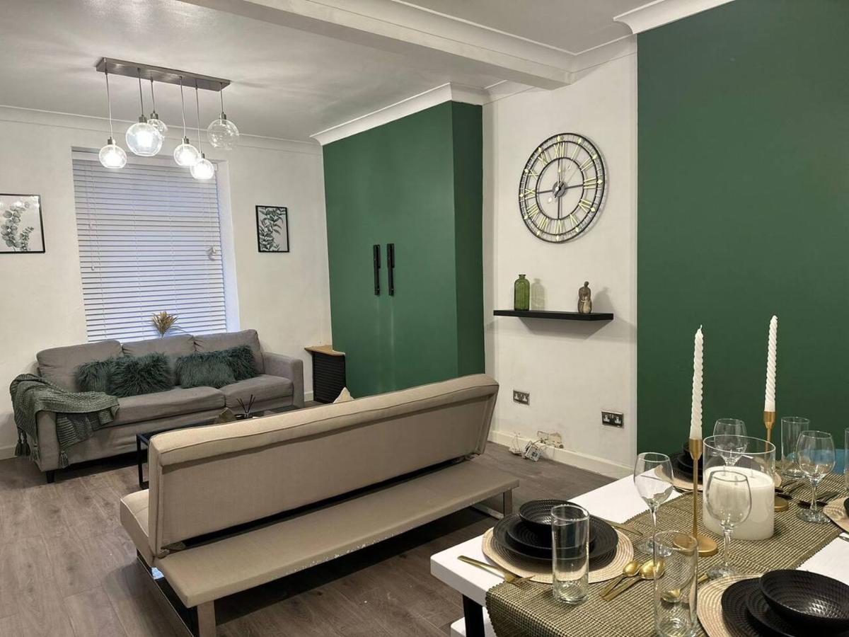 Amazing 2 Bedrooms House Bridgend  Eksteriør bilde