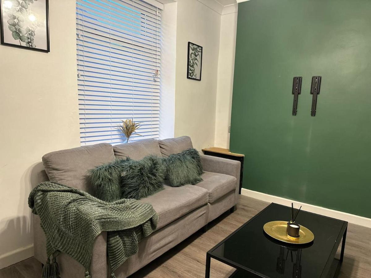 Amazing 2 Bedrooms House Bridgend  Eksteriør bilde