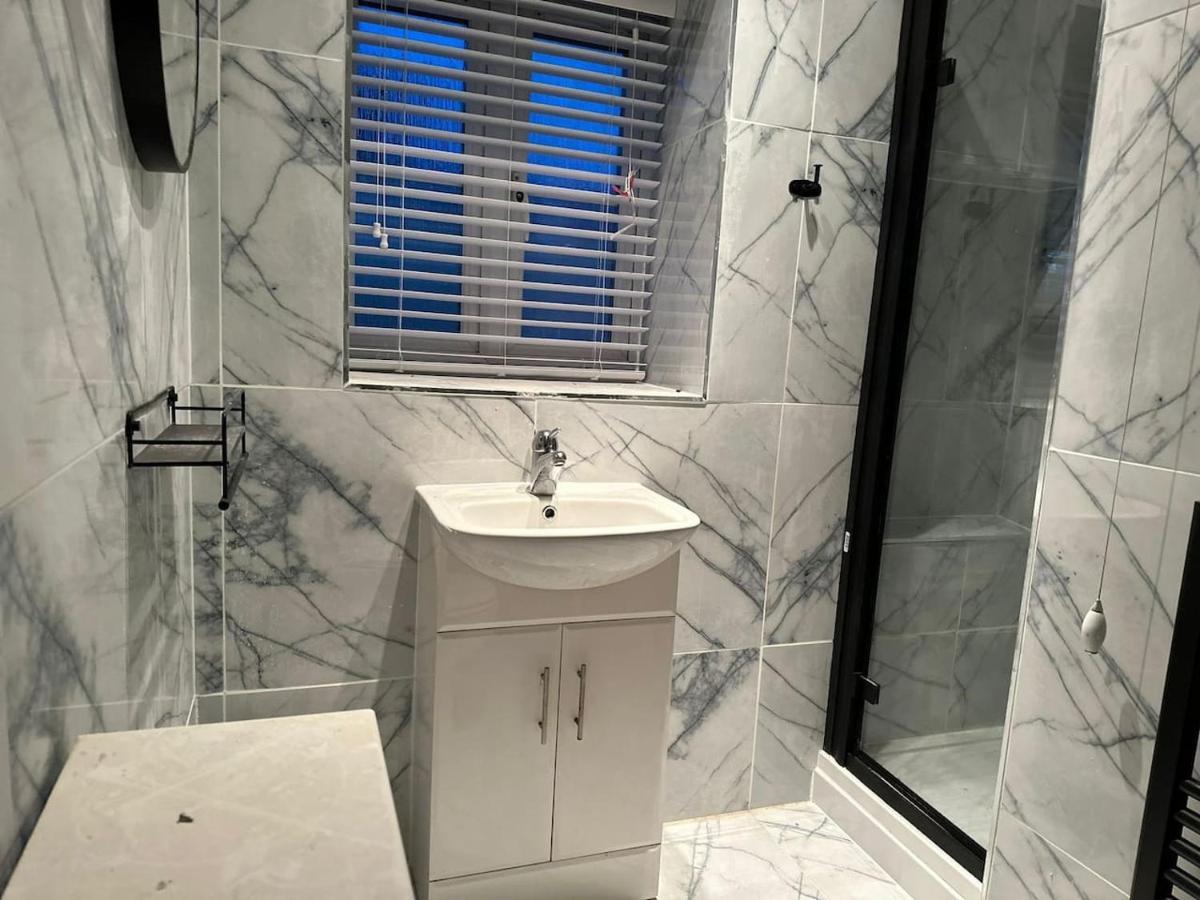 Amazing 2 Bedrooms House Bridgend  Eksteriør bilde